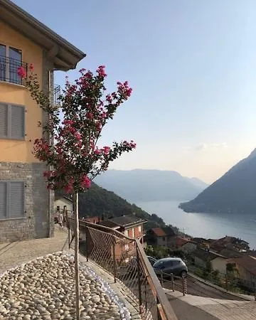 Apartament Panorama 2 First Floor Nesso
